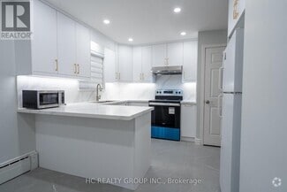 Building Photo - 6 Rosemount Dr
