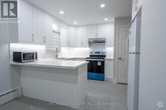 Building Photo - 6 Rosemount Dr