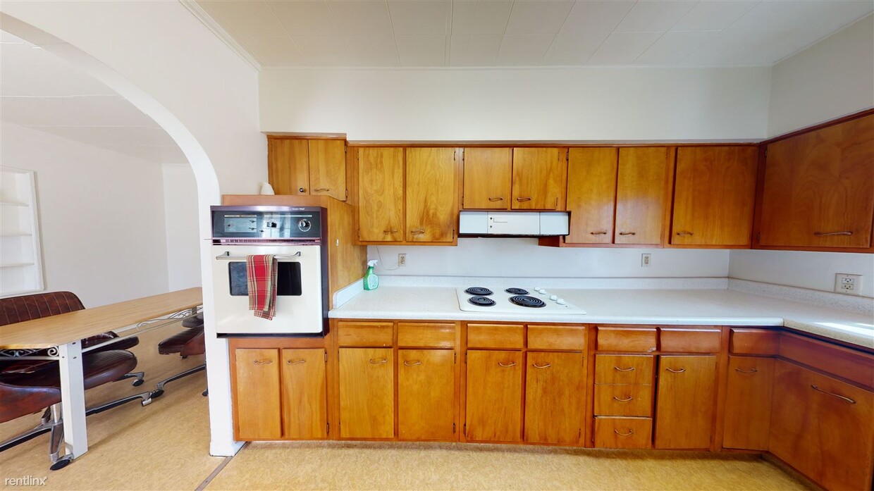 Primary Photo - 2 br, 1 bath House - 718 Lyon St