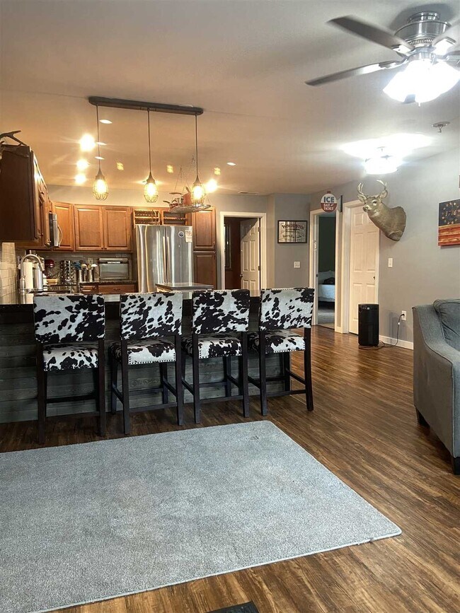 Foto del edificio - 87 Quaker St