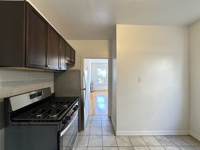 Foto del edificio - 6349 N Magnolia Ave