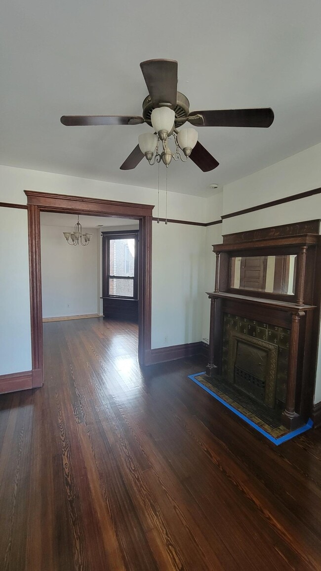 Building Photo - 3317 S Union Ave