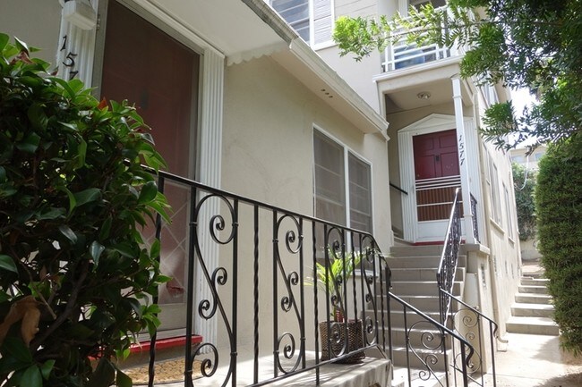 Foto del edificio - 1575 Manning Ave