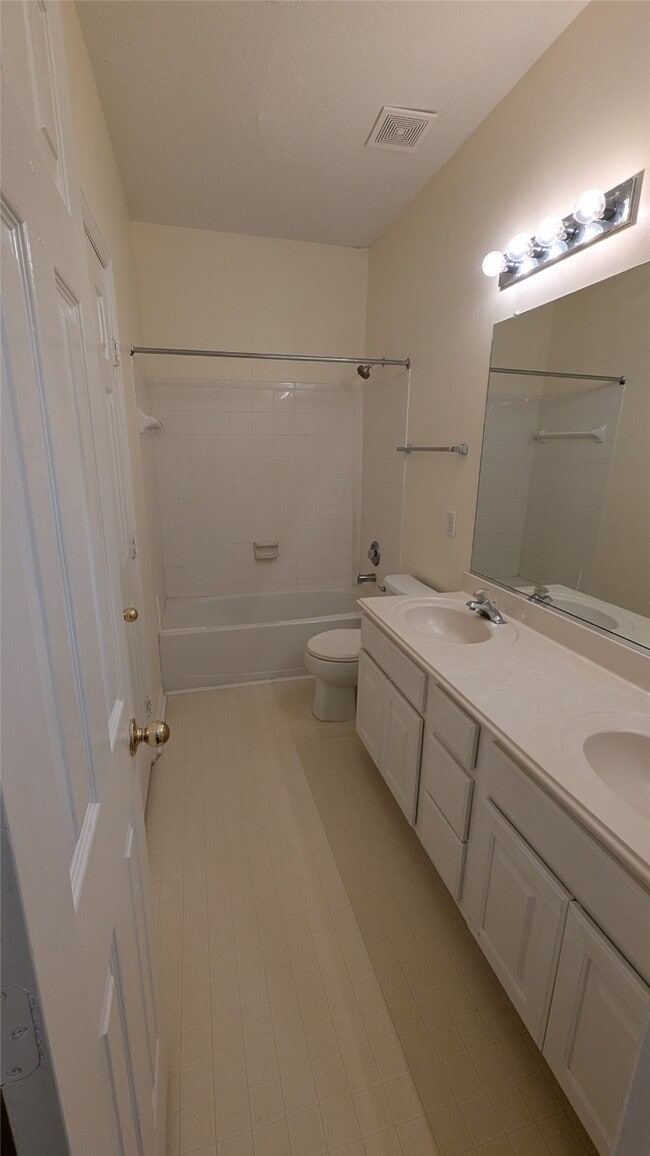 Foto del edificio - 1822 American Elm Ct