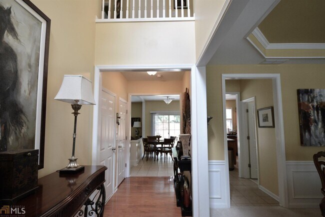 Building Photo - 2315 Vistoria Dr