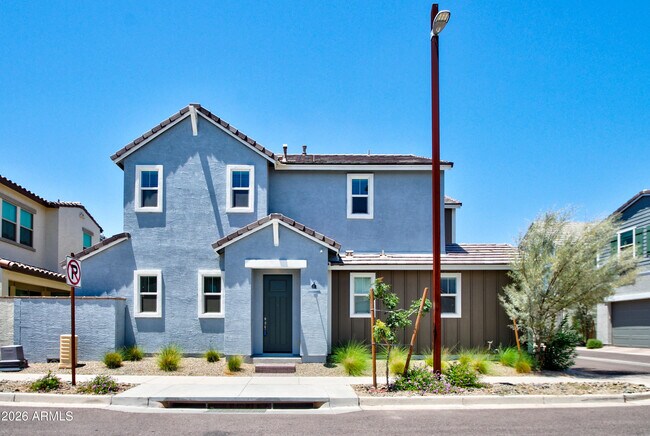 Building Photo - 9902 E Tamery Ave