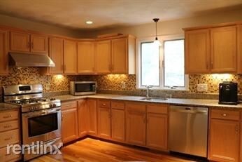 Building Photo - 3 br, 2.5 bath House - 88 Princeton Ave
