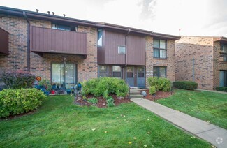 Building Photo - 9038 N Park Plaza Ct