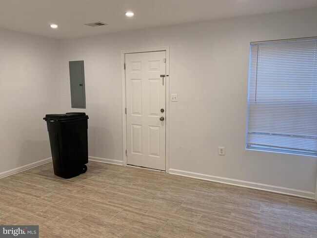 Building Photo - 2952 Modano Ct
