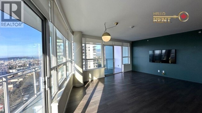 Photo du bâtiment - 112 13th St E