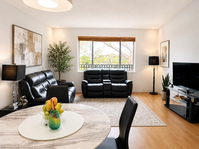 Foto del edificio - 711 SW 148th Ave