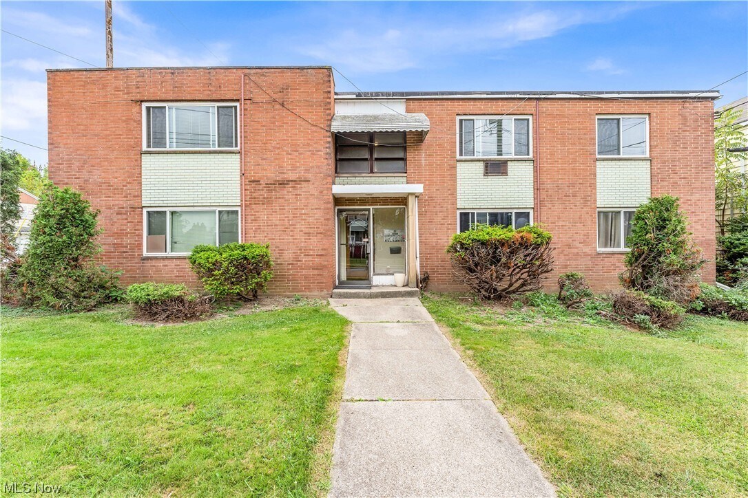 4428 Turney Rd Unit 104, Cleveland, OH 44105 Room for Rent in