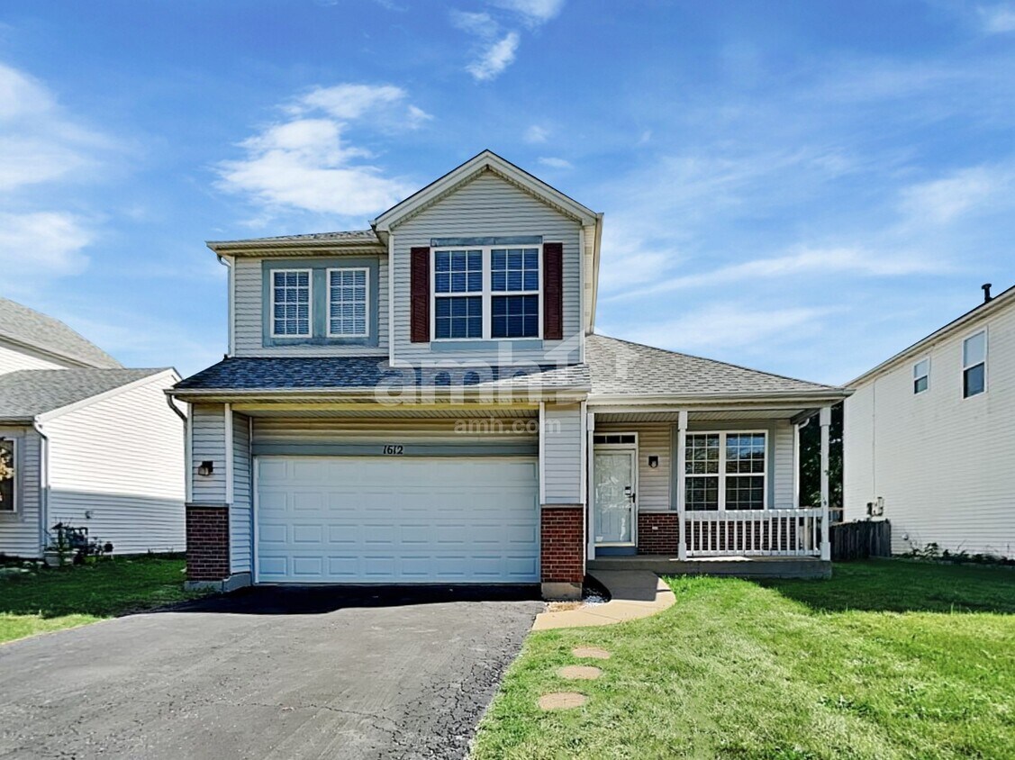 Foto principal - 1612 Lake Pointe Dr