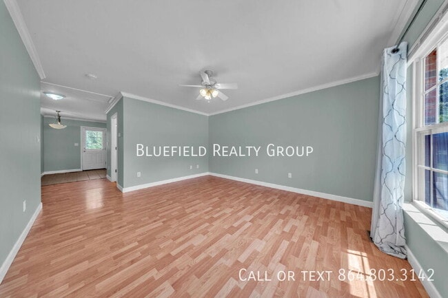 Building Photo - 503 Ridgeville Church Rd