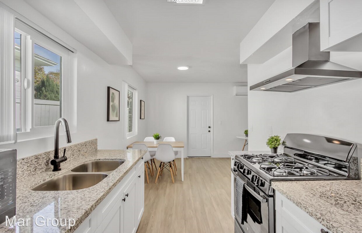 Primary Photo - 3 br, 1 bath Apartment - 1646 J Street