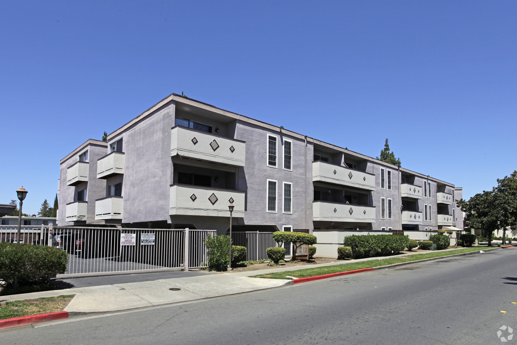 Laguna Terrace Apartments