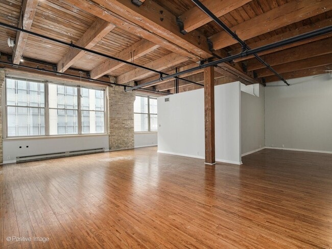 Building Photo - 540 N Lake Shore Dr
