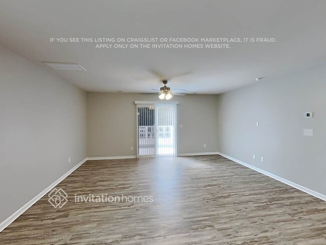 Building Photo - 160 Silver Oak Cir