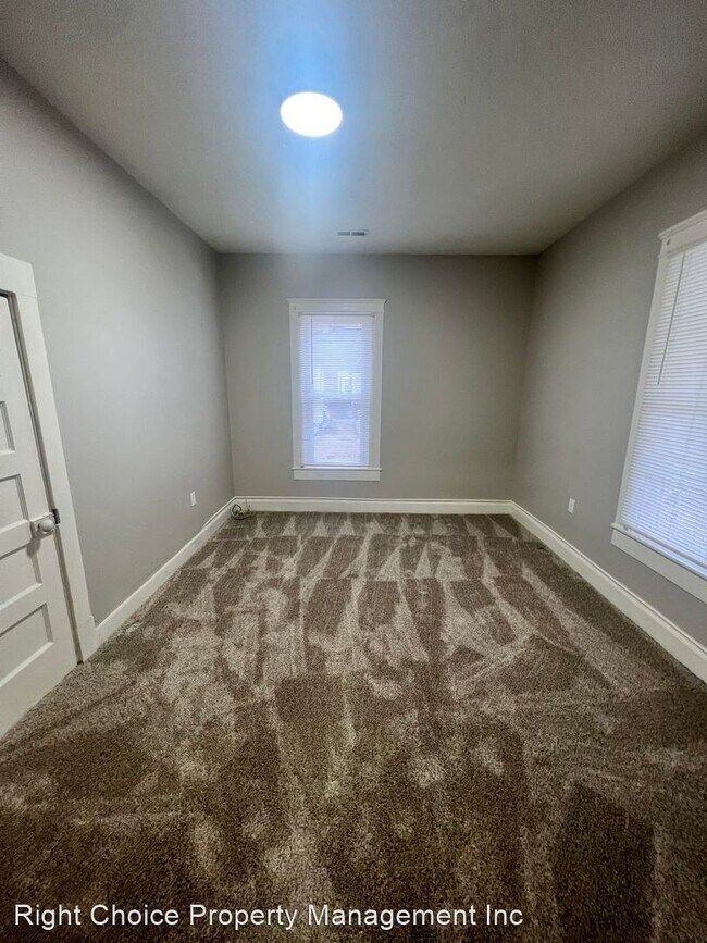 Building Photo - 2 br, 1 bath House - 210 S Whitmer St