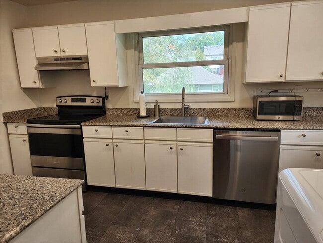 Foto del edificio - 2037 Lively Ridge Rd NE