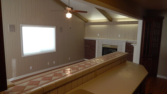 Building Photo - 2313 Stanford Rd