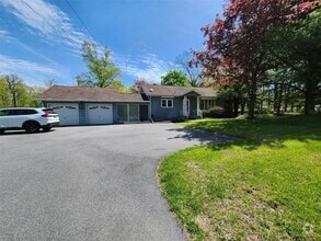 Building Photo - 1208 NY-9G