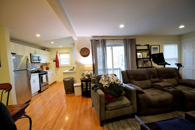 Foto del edificio - 4 School St