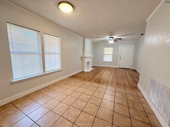 Foto del edificio - 2008 Tilden St