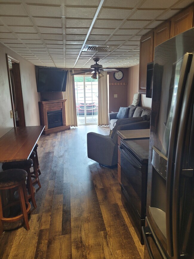 Sala de estar 2 - 145 Franklin Ave