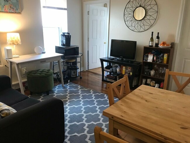 Foto del edificio - Mission Hills finest......