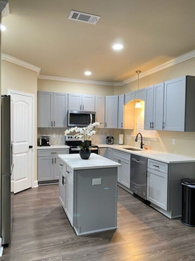 Foto del edificio - Coming Soon in Orchard Landing