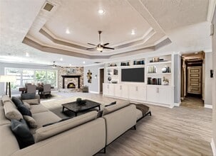 Building Photo - 3318 N Braeswood Blvd