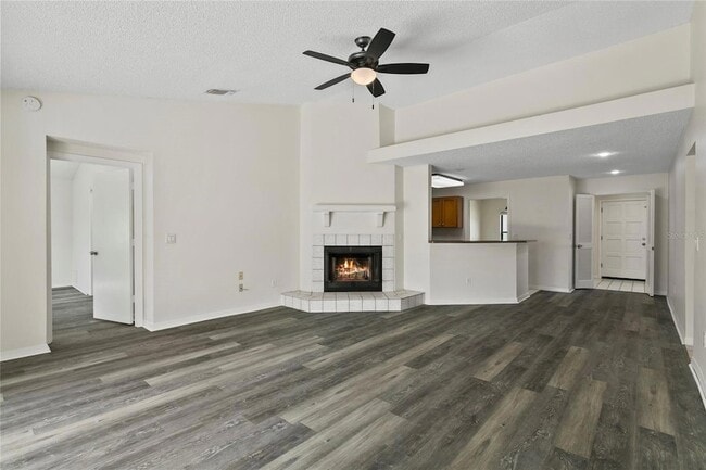 Building Photo - 3612 Biscayne Dr