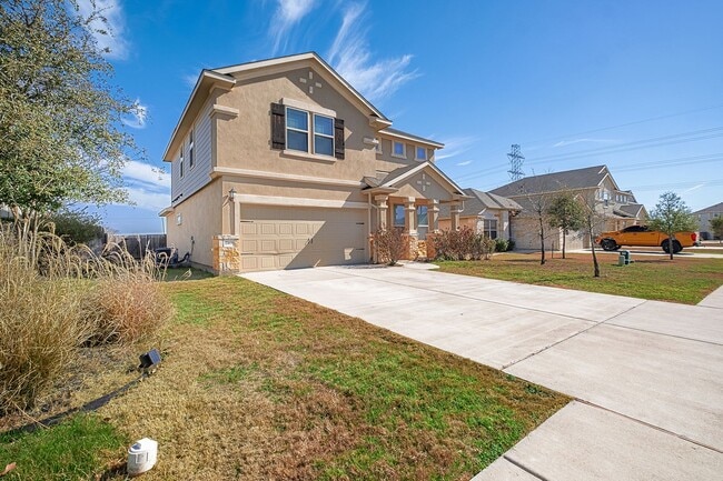 Building Photo - Pfabulous 4 Bedroom, 2.5 Bath, 2-Story Hom...