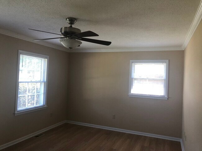 Bedroom - 22 Coatsland Dr