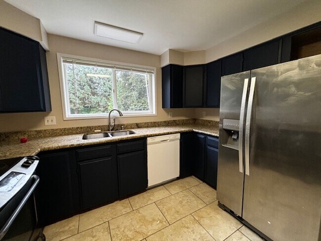 Foto del edificio - 3429 Redwood Ave