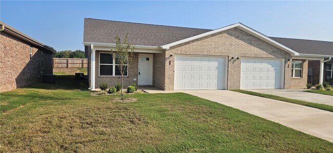Building Photo - 622 NW 69th Ave