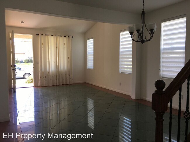 Foto del edificio - 4 br, 3 bath House - 2429 Gaines Ln