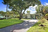 Foto principal - 982 13th St N