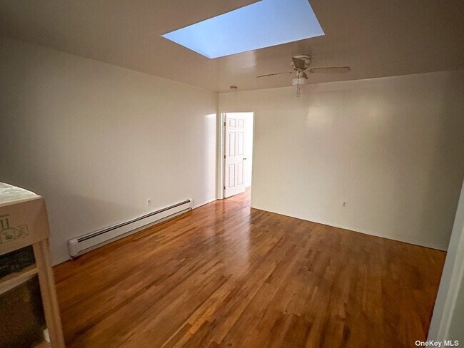 Foto del edificio - 127-08 97th Ave