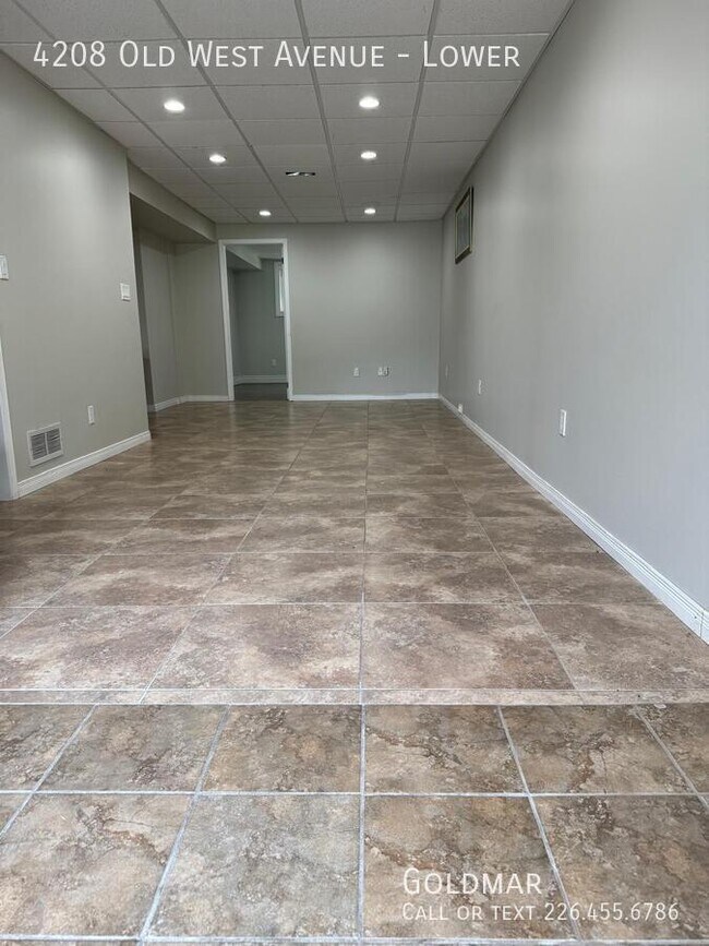 Photo du bâtiment - Lower Unit Available in South Windsor