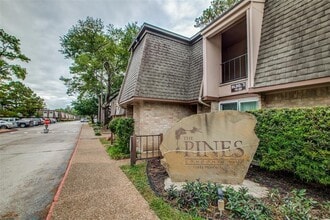 Building Photo - 12633 Memorial Dr