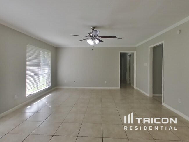 Foto del edificio - 25568 Dogwood Ln