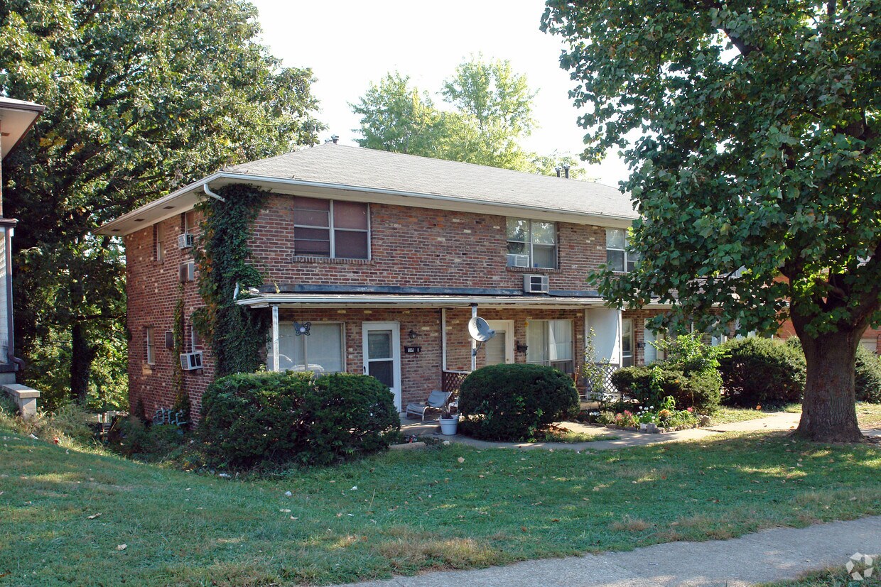 1045 Cross Keys Rd, Lexington, KY 40504 Apartments in Lexington, KY