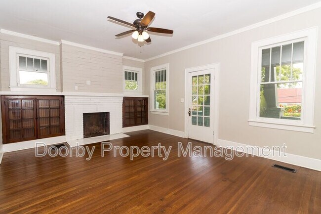 Foto del edificio - 2300 Elmendorf St