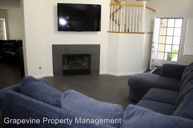 Building Photo - 26658 Silver Oaks Dr