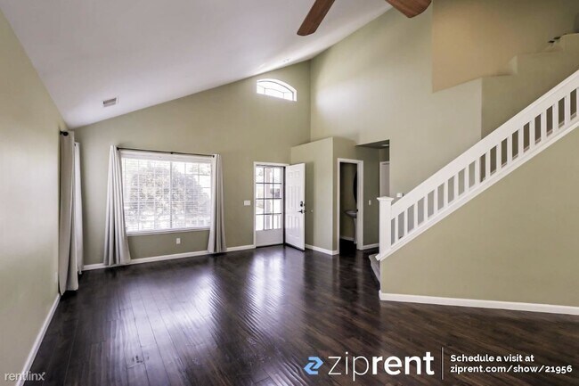 Foto del edificio - 4 br, 2.5 bath House - 9404 Lazy Creek Dr,...