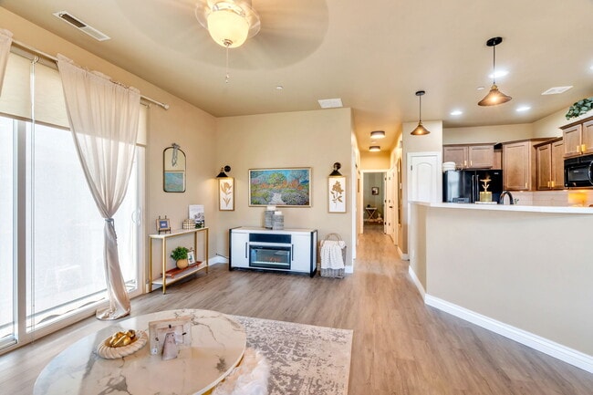 Photo - 10706 Topview Rd Townhome