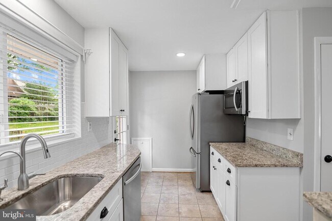 Foto del edificio - 125 N Grayson St
