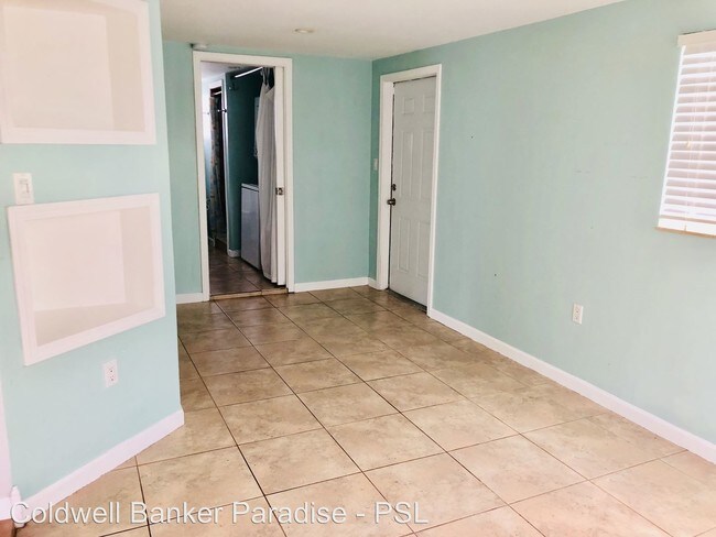 Building Photo - 3 br, 2 bath House - 1451 3rd Court